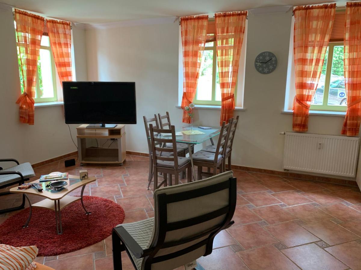Ferienwohnung Am Schloss Rochlitz Екстер'єр фото