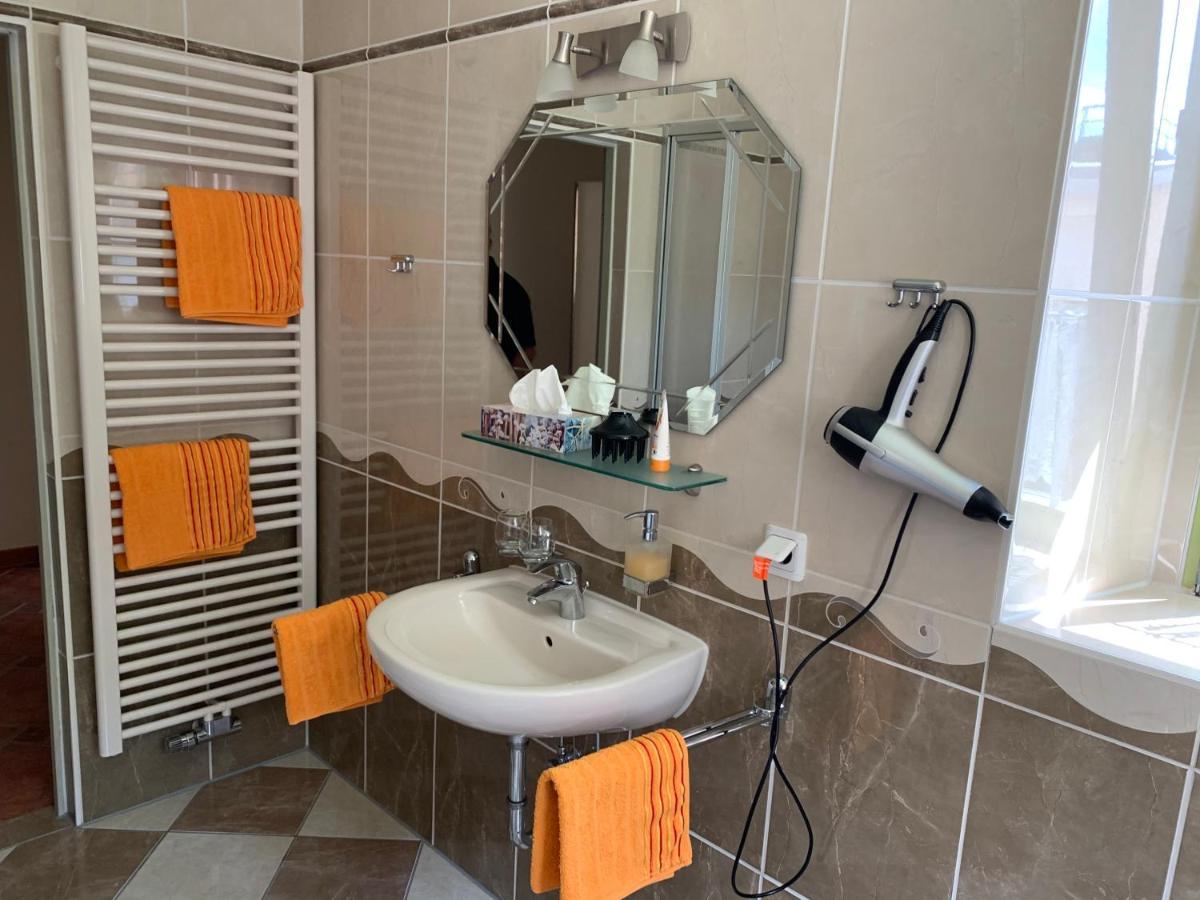 Ferienwohnung Am Schloss Rochlitz Екстер'єр фото